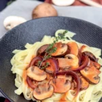 Tagliatelles aux champignons LOU façon Stroganoff